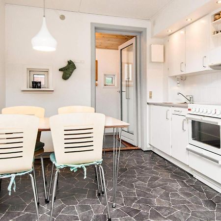 6 Person Holiday Home In R M Sønderby Exteriör bild